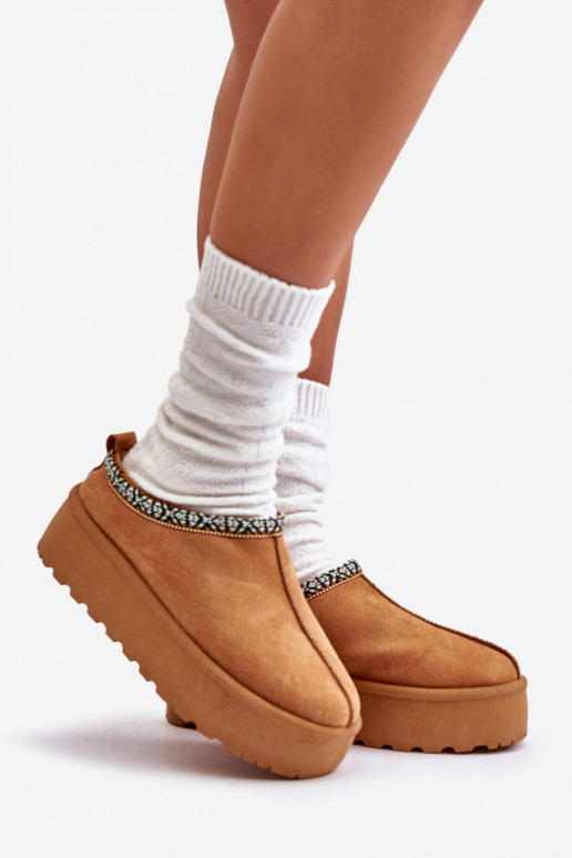 Chinelos Feminino com uma plataforma Z Haftem cor marrom Neroma