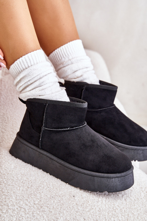 Baixo Botas de neve Feminino com uma plataforma aquecimento com pelo por dentro cor preta Saldren Baixo Botas de neve Feminino com uma plataforma aquecimento com pelo por dentro cor preta Saldren