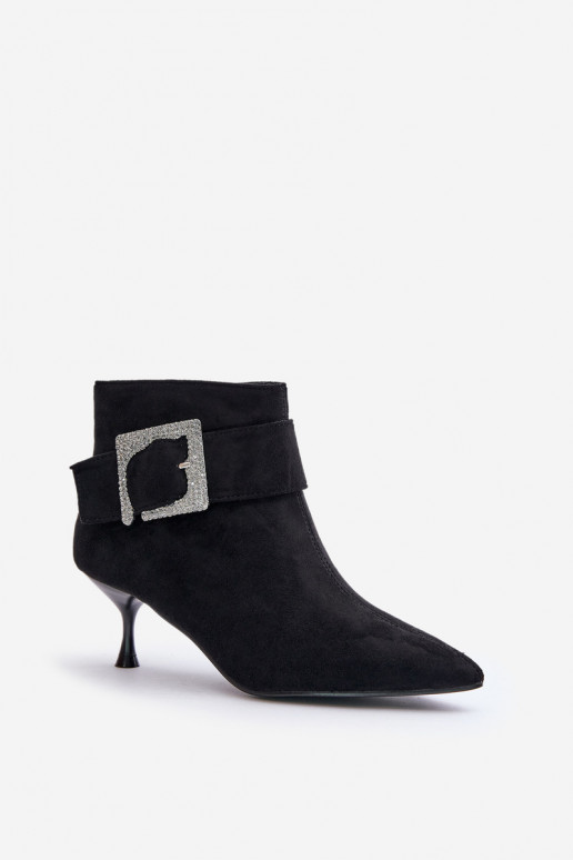 Botas femininas com salto fino decorar com fivelas cor preta Nirilis