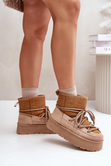 Botas de neve com pormenores de estilo e plataforma em castanho