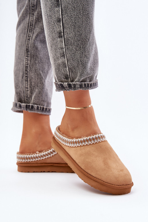 Conveniente sapato caseiro Chinelos Z Haftem Feminino Inblu FX000021 cor marrom Conveniente sapato caseiro Chinelos Z Haftem Feminino Inblu FX000021 cor marrom