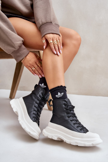 Sapatos casuais isolados em pele com plataforma Big Star OO274A599 em preto