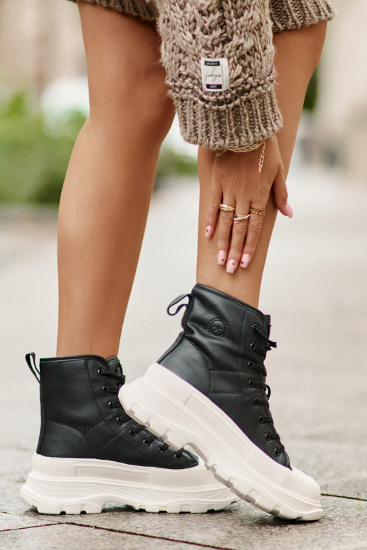 Pele aquecimento sapatos casuais com uma plataforma Big Star OO274A599 cor preta Pele aquecimento sapatos casuais com uma plataforma Big Star OO274A599 cor preta