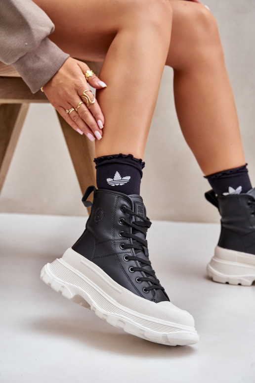 Pele aquecimento sapatos casuais com uma plataforma Big Star OO274A599 cor preta Pele aquecimento sapatos casuais com uma plataforma Big Star OO274A599 cor preta