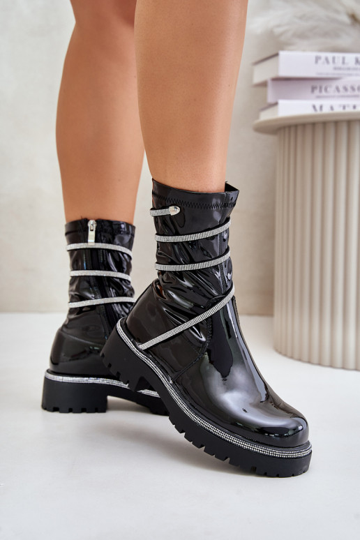 com efeito verniz Botas Com decoração cor preta Kikizelle com efeito verniz Botas Com decoração cor preta Kikizelle
