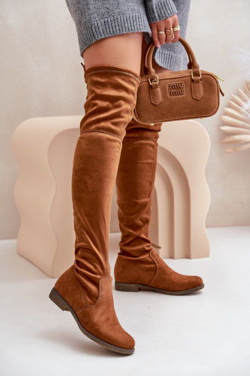 botas com salto largo acima do joelho Z de camurça ecológicau cor marrom Linnithia 2