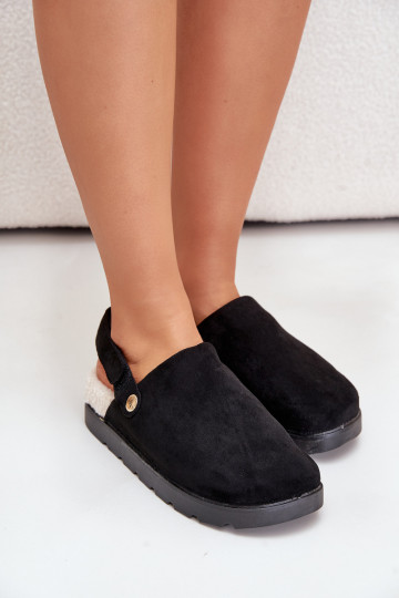 Chinelos Feminino com uma plataforma aquecimento com pelo por dentro Typu Baranek cor preta Sanilora 2