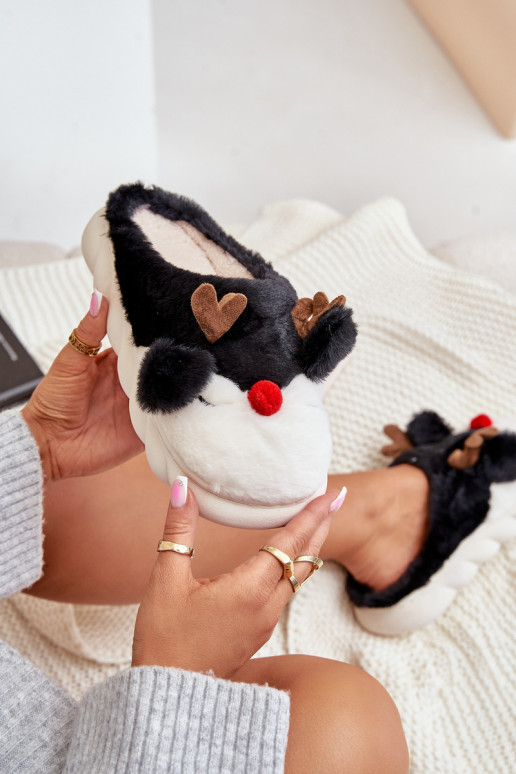 com um casaco de pele Chinelos Feminino Com um tema Rena cor preta EMistira com um casaco de pele Chinelos Feminino Com um tema Rena cor preta EMistira