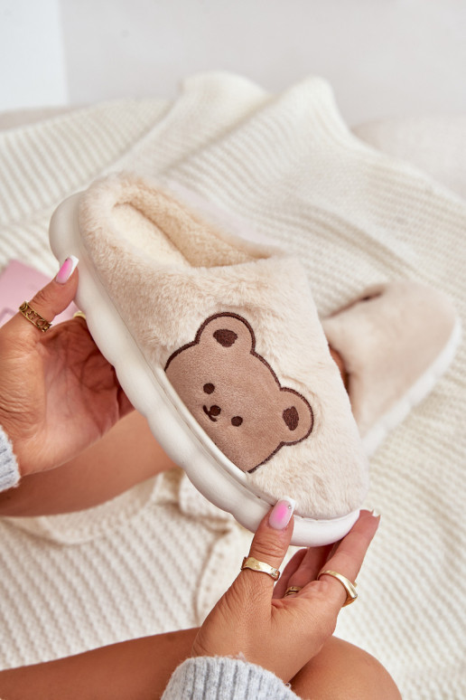 com um casaco de pele Chinelos Feminino ursinhos de pelúcia cor de marfim Firedi com um casaco de pele Chinelos Feminino ursinhos de pelúcia cor de marfim Firedi