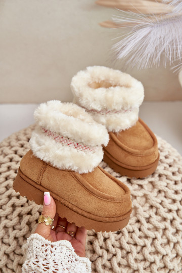 Botas de neve Botas Infantil com um casaco de pele I Um exemplo cor marrom Melefia
