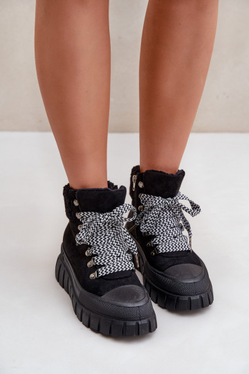 Botas forradas femininas com plataforma na cor preta Alcyhen