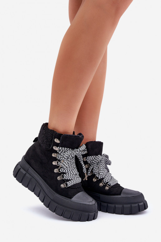 Botas forradas femininas com plataforma na cor preta Alcyhen