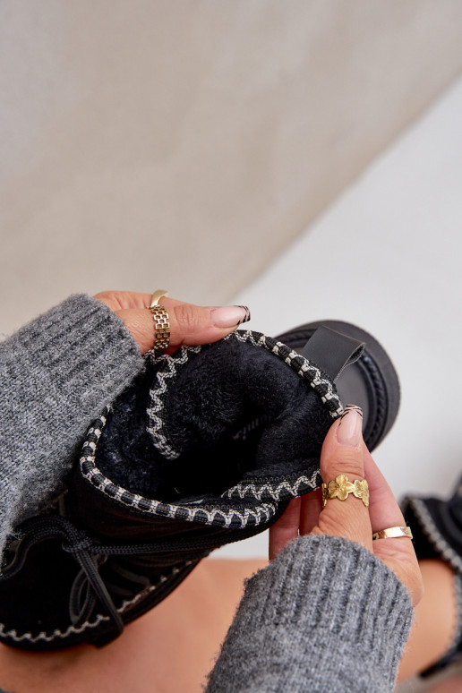 Botas de neve Feminino Z Haftem com uma plataforma cor preta Habilitadoleris Botas de neve Feminino Z Haftem com uma plataforma cor preta Habilitadoleris