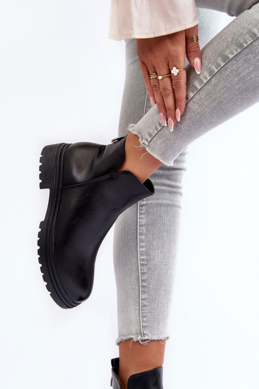 Botas na cor preta Foteini