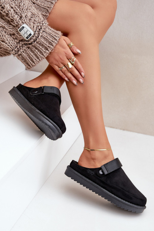 aquecimento Chinelos Feminino com uma plataforma cor preta Neliel