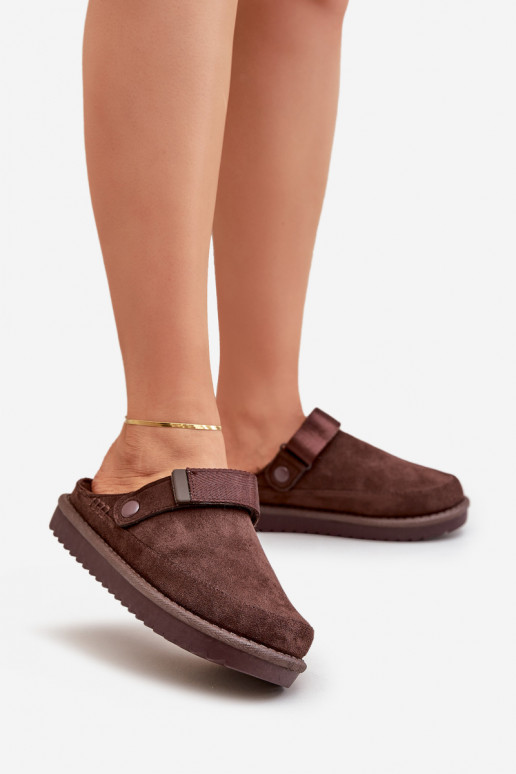 Chinelos aquecidos femininos com plataforma na cor chocolate Neliel