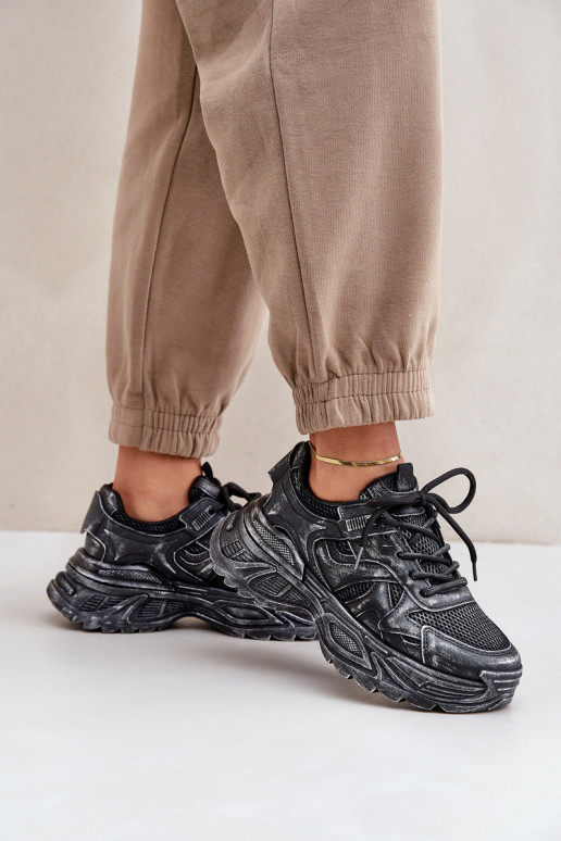 Botas estilo sneakers femininas Z Przetarciami com plataforma na cor preta SeladĮen