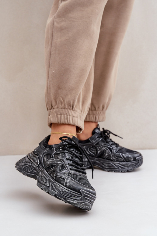 Botas estilo sneakers femininas Z Przetarciami com plataforma na cor preta SeladĮen