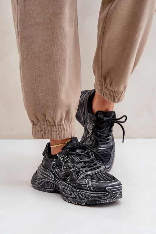 Botas estilo sneakers femininas Z Przetarciami com plataforma na cor preta SeladĮen
