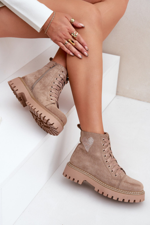 Botas femininas de cano curto Z com brilho e corações na cor areia Įjungtariri