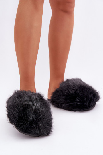 Chinelo feminino com pelúcia na cor preta INladisa