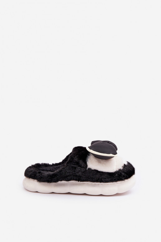 Chinelo com pelúcia e laços na cor preta Grilis