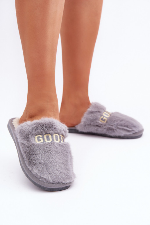 Chinelo feminino com pelúcia I Įjungtapisem na cor cinza Kalelia