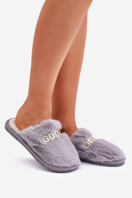 Chinelo feminino com pelúcia I Įjungtapisem na cor cinza Kalelia
