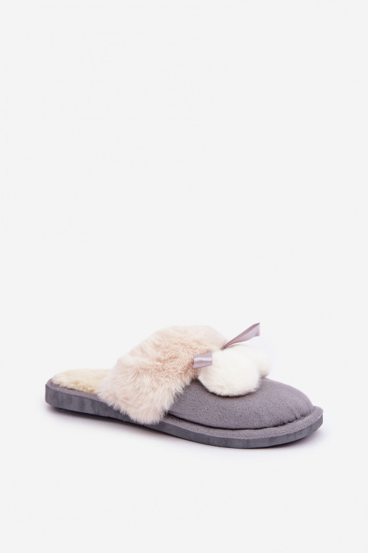 Chinelo feminino com pelinho na cor cinza Įjungtartani