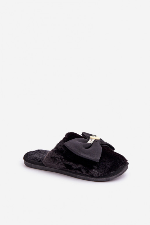 Chinelo feminino com pelinho I Lankas na cor preta Olfedi