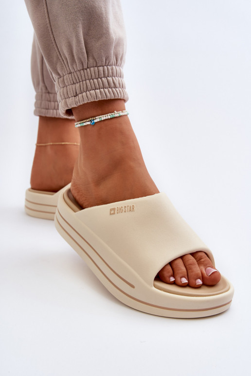 Chinelos femininos com uma plataforma Big Star NN274A034 bege Chinelos femininos com uma plataforma Big Star NN274A034 bege