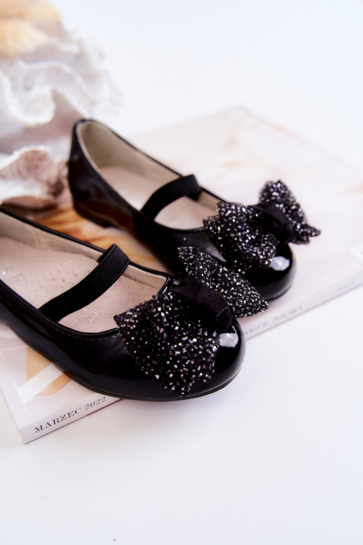 Sapatos com Laços na Cor Preta Zolly Sapatos com Laços na Cor Preta Zolly