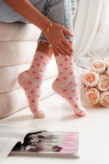 Meias Femininas com Pequenas Flores Pêssego