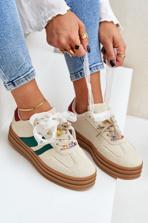 À modalo de tênis Feminino Z Przypinkami bege Jariana