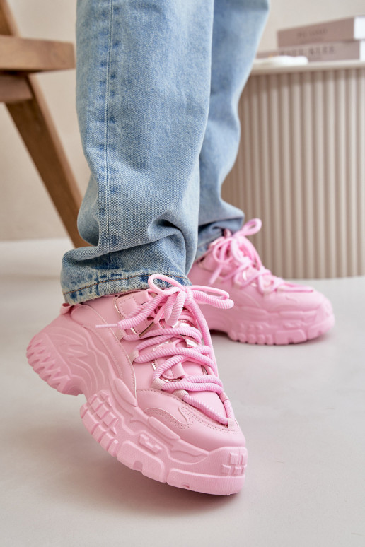 Ankle boots com efeito envernizado...