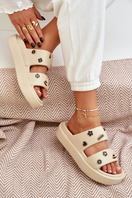 Chinelos leves Chinelos femininos Z Przypinkami bege Ravanala