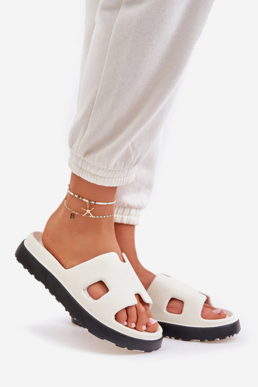 Chinelos leves Chinelos Com recortes cor branca Neladith