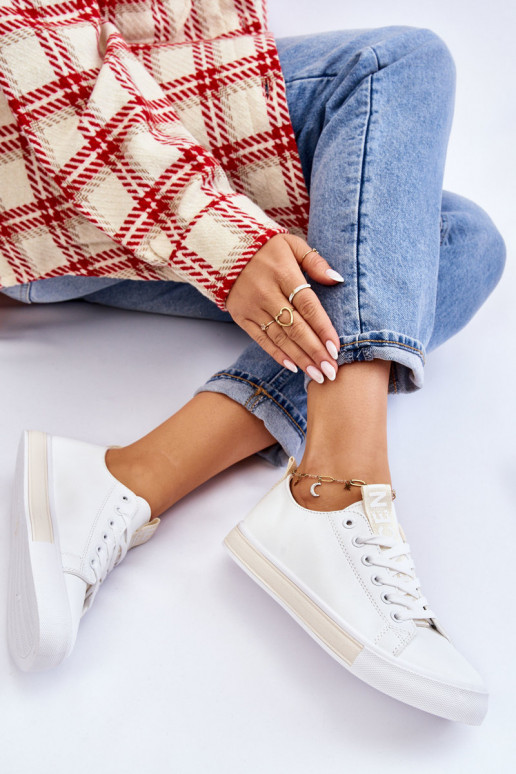 Tênis modelo clássico Branco-bege Ville Tênis modelo clássico Branco-bege Ville