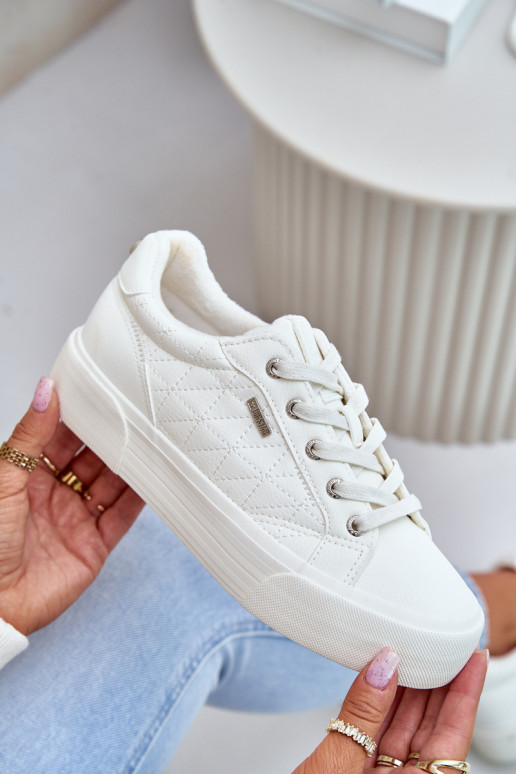 Calçados casuais com plataforma...