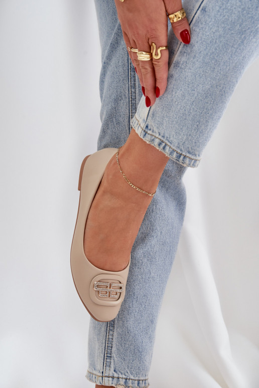 Bailarinas Em sola plana com enfeites bege Ainoria