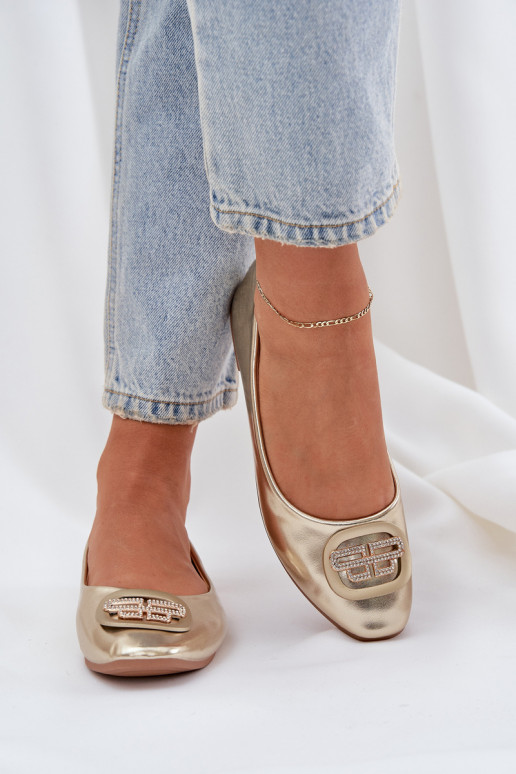 Bailarinas Em sola plana com enfeites cor dourada Ainoria