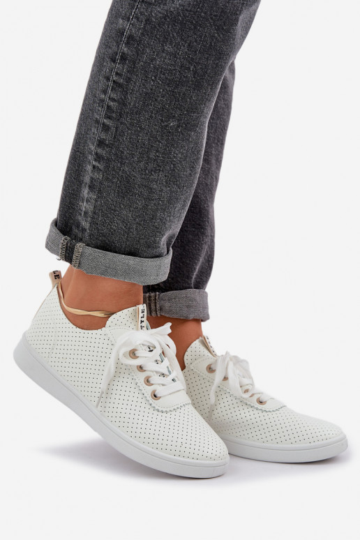 Tênis feminino com cadarço vazado cor de marfim Carinel Tênis feminino com cadarço vazado cor de marfim Carinel