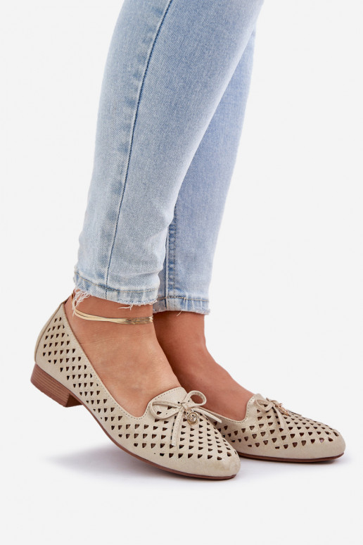 Bailarinas a céu aberto com fitas Eko Pele cor dourada Relabra