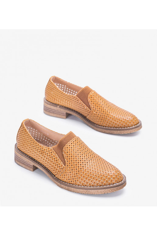 Sapatos vazados marrons Nilde