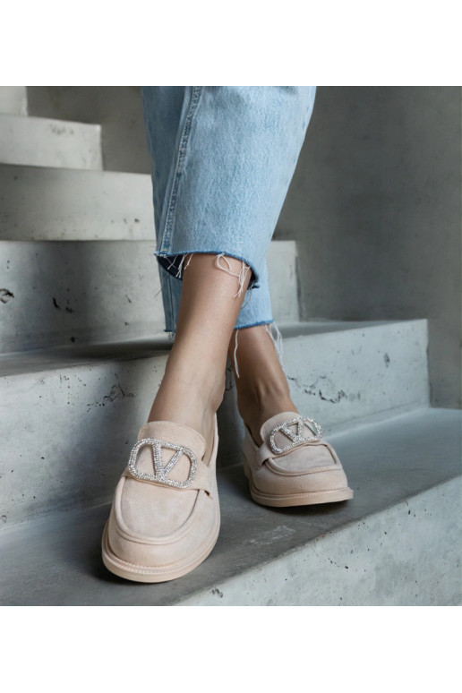 Mocassins bege decorados com strass...