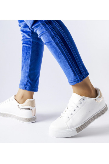 Tênis branco e bege com...