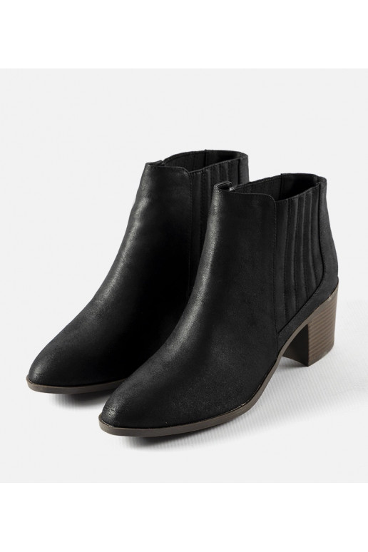 Botas pretas slip-on Pyramid