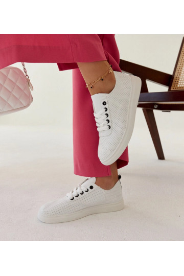 Tênis branco de couro...