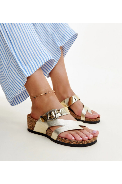 Sandálias Donata Gold Metallic Wedge Sandálias Donata Gold Metallic Wedge