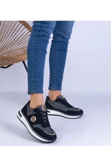 Tênis preto brilhante com... 2